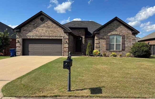 Photo - 121 Cabanel Dr House