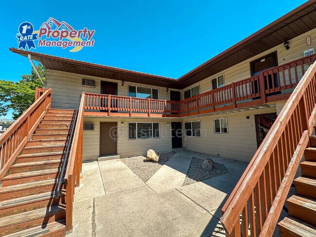 Photo - 1125 W Howe St Unidad #1