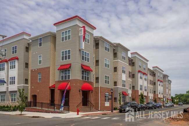 Building Photo - 88 Roosevelt Ave Unit 227