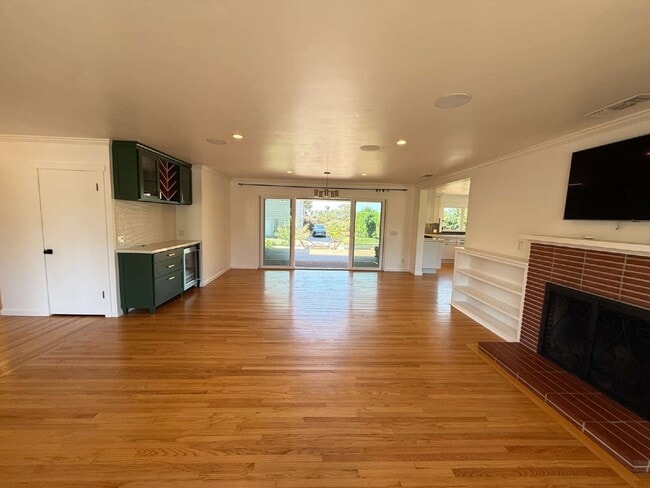 Photo - 1401 Forest Ave