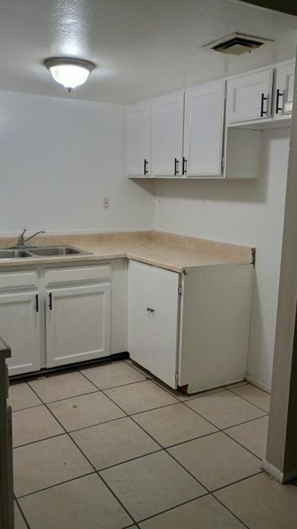 Photo - 2648 N 43rd Ave Townhome