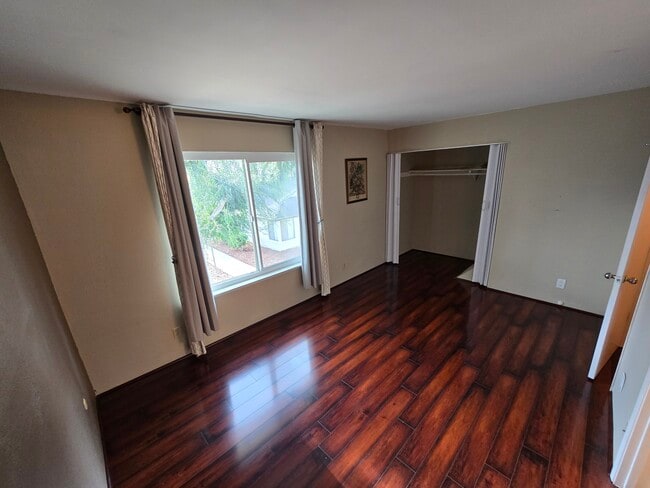 Photo - 2260 Meadowgate Way