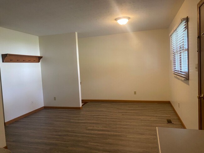 Photo - Herrick Street (Morris) Unit 417 Herrick