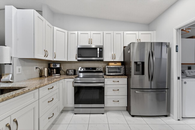 Photo - 6220 Kings Gate Cir