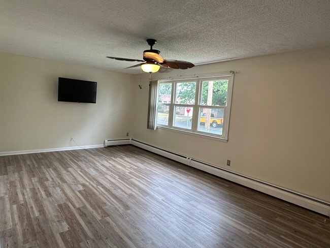 Photo - 226 Welton St