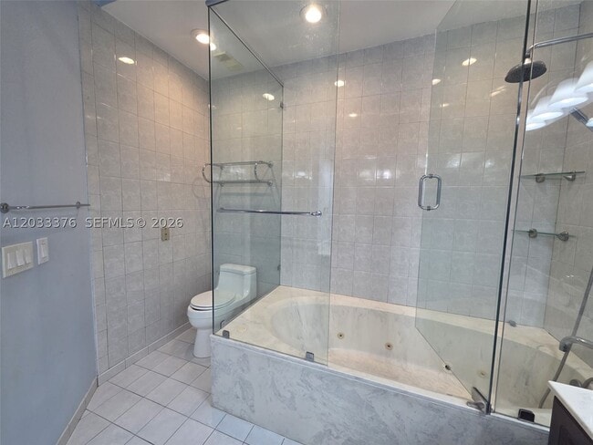 Photo - 15505 N Miami Lakeway Unit 205-6