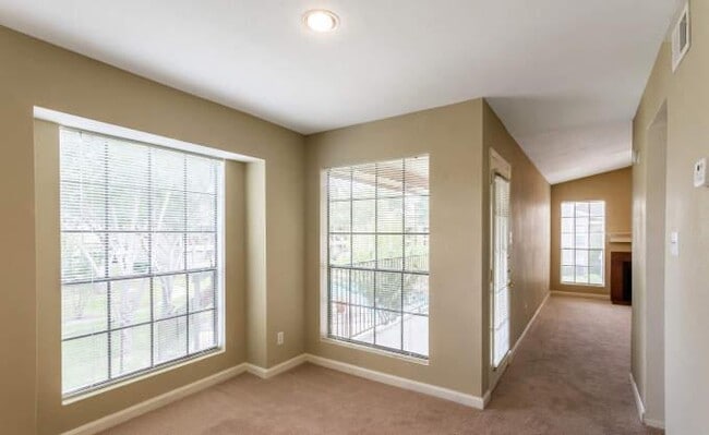 Photo - 1 bedroom in Houston TX 77064 Unit 1047
