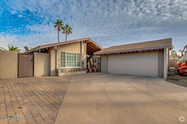 Building Photo - 2201 N 87th Way Rental