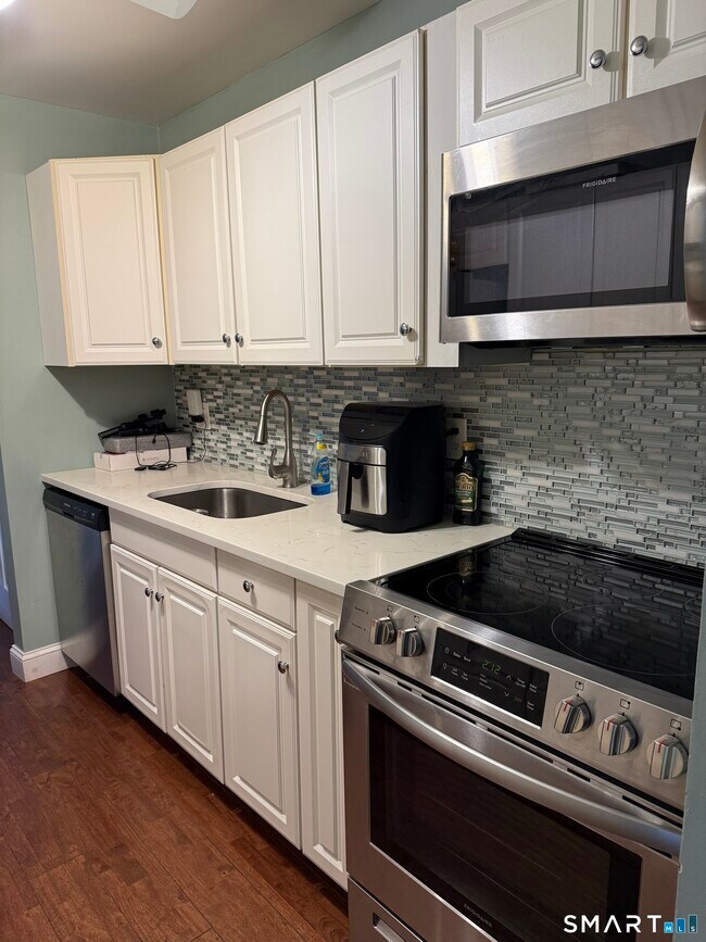 Photo - 3004 Madison Ave Unit A