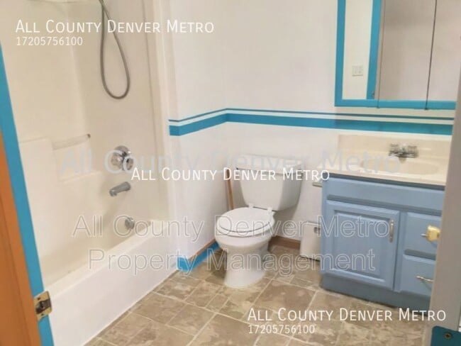 Photo - 2736 Fenton St