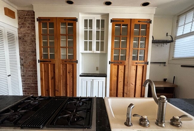 Photo - Immaculate 2/1.5/1 Condo off of Riverside Dr with a perfect river view from the top floor!