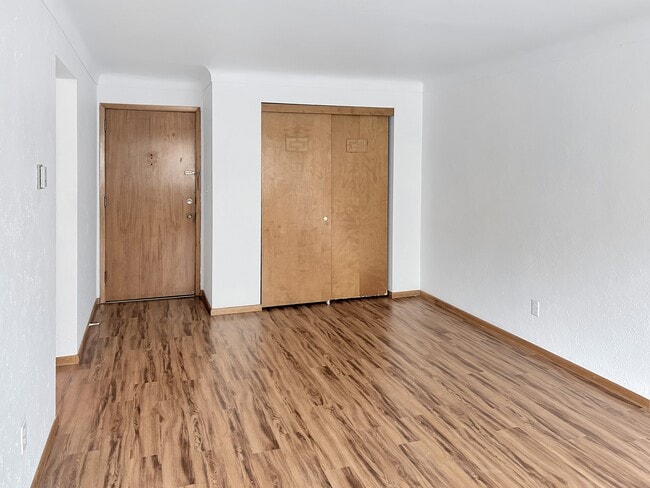 Carroll Court Apartments