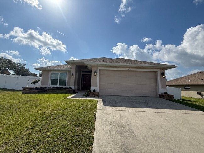 Four bedroom two bathroom BH Home - Four bedroom two bathroom BH Home