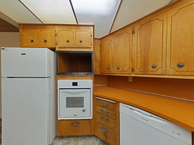 Photo - Charming 4 Bedroom House ~ Albany