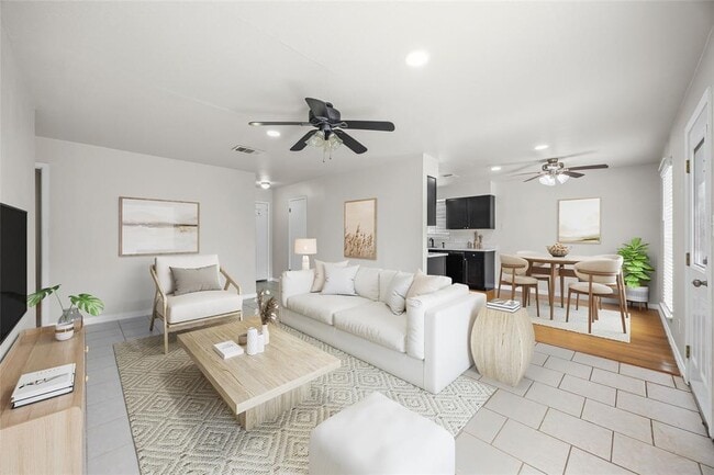 Building Photo - 1919 Castle Gate Cir