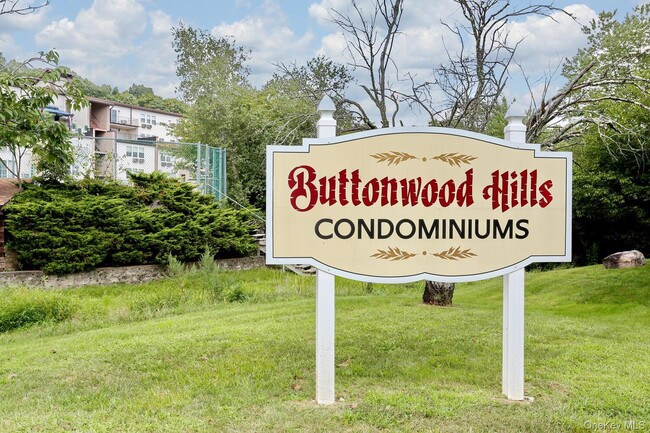 Building Photo - 201 Concord Ln