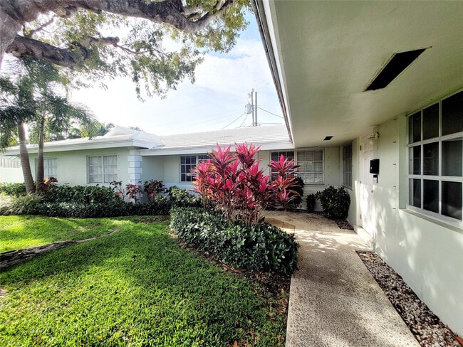 Photo - 2120 NE 41st St Unit C