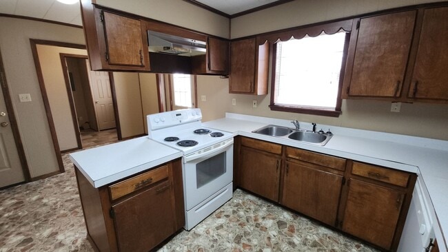 Photo - 605 N Front St