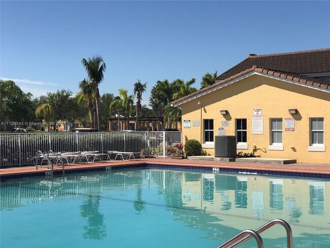 Photo - 1662 SE 27th Dr