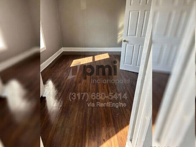 Photo - 215 Madison Ave