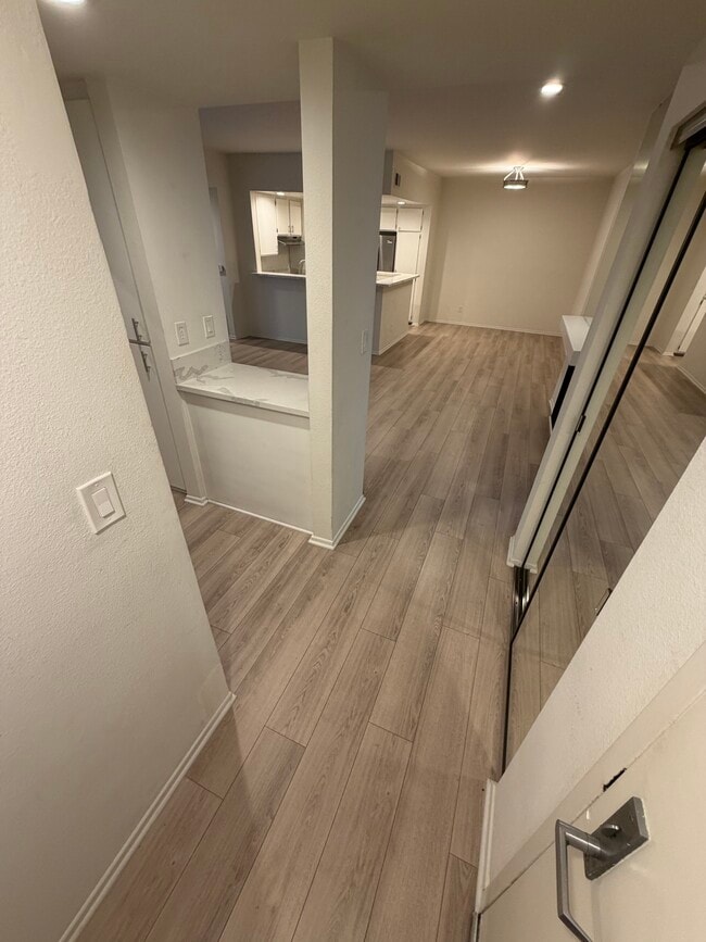 Photo - 13112 Valleyheart Dr