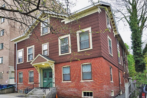 Photo - 10 Smith Ave Apartamentos Unidad 2R