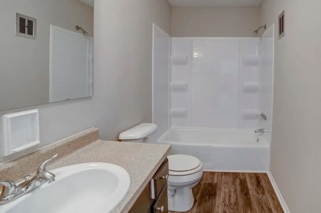 Photo - Carter West Apartments & Townhouses