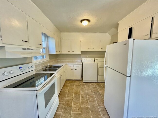 Photo - 830 Pilot Ave