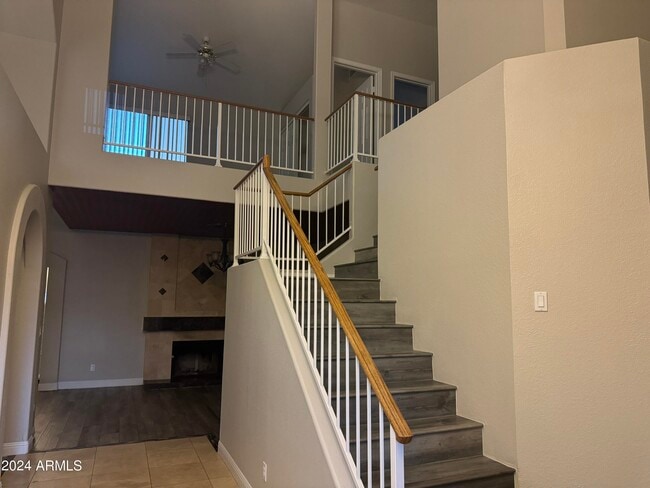 Photo - 3216 N 109th Ave