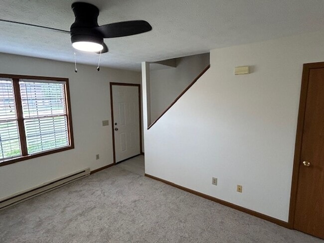 Photo - 2 Bedroom and 1.5 Bath Townhome - Troy, Ohio!! Unit 1520-A Hawk Cir