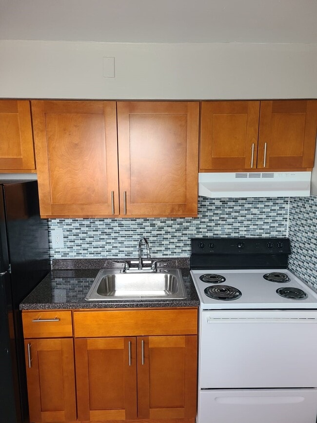 Photo - Royal Park Apartments