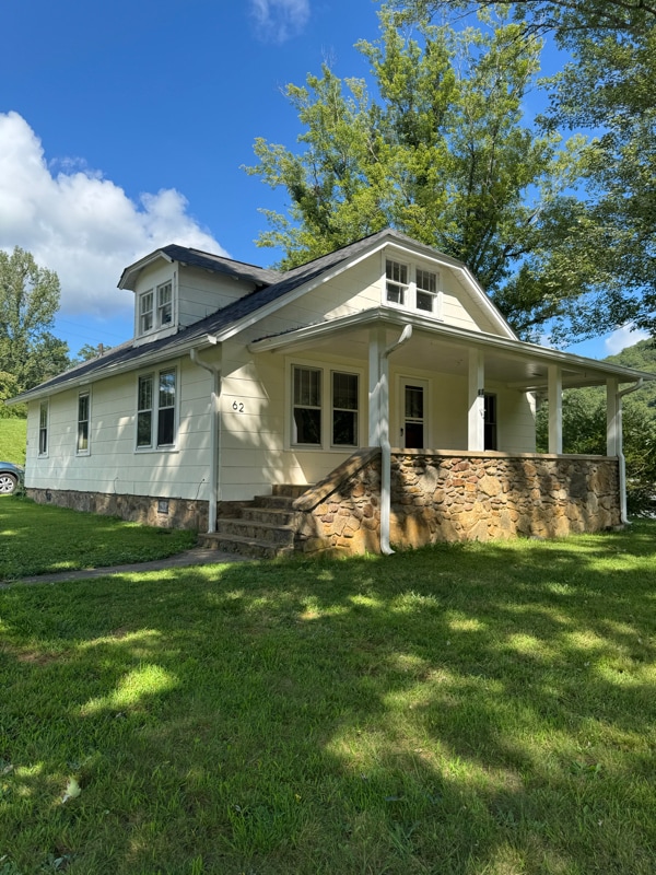 Building Photo - 62 Elm Tree Ln Rental