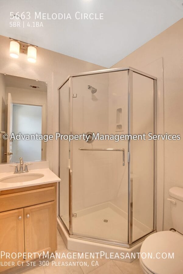 5663 Melodia Cir