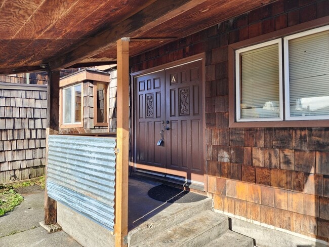 Photo - 122 Brennan St Unit A