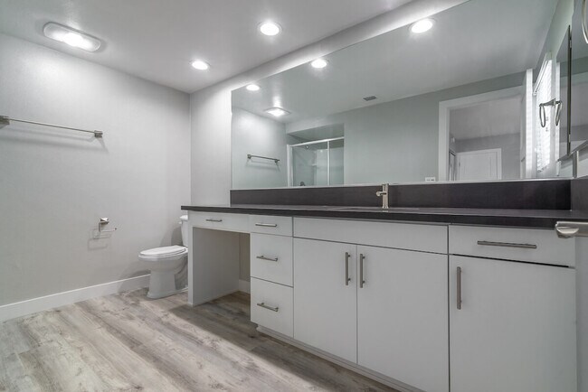 Bixby Hill Apartments