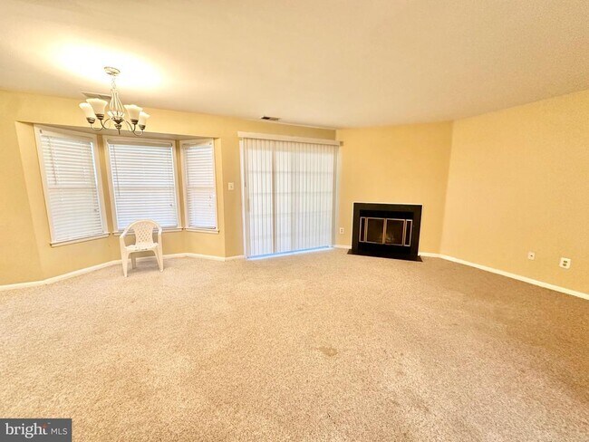 Photo - 308 Trinity Ct Unit 4