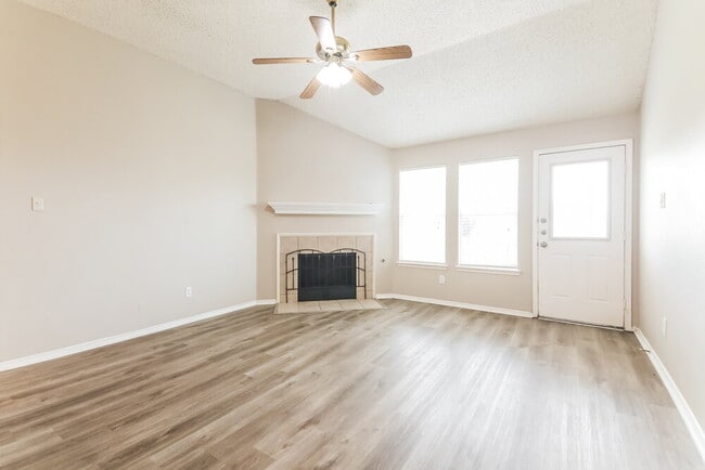 Photo - 1108 Cumberland Dr