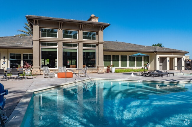Pool - Canyon Ridge at Napa Junction