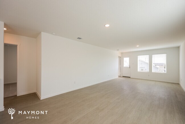 Photo - 14806 Warwick Shire