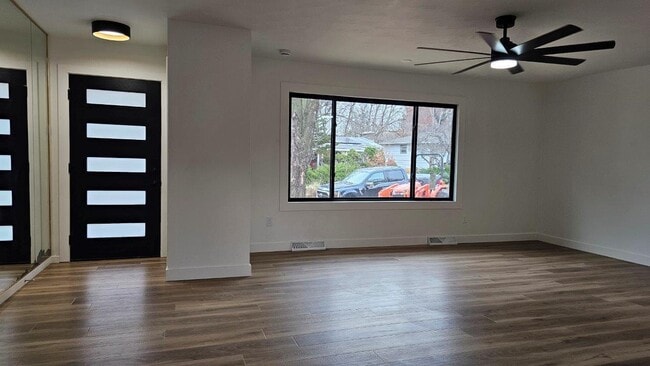 Photo - 2002 Woodlea Dr