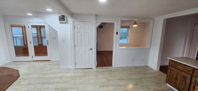 Photo - 248R Pearl St