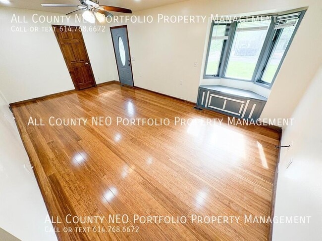 Photo - 3050 Derby Rd