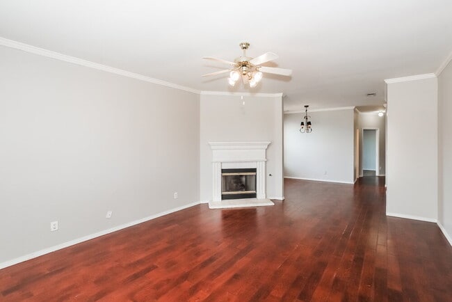 Photo - 2401 Westheimer Rd