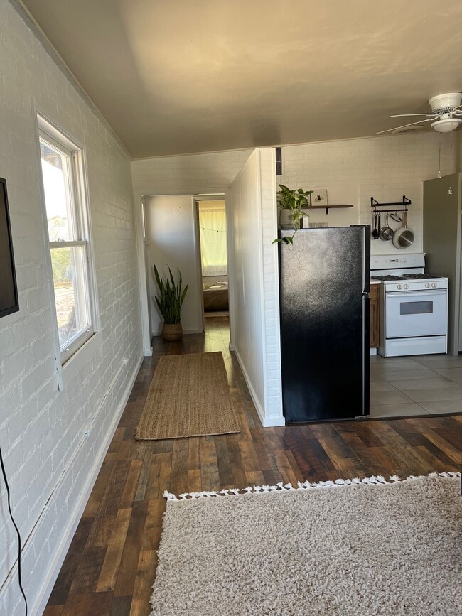 Hallway to the bed and bathroom - 6453 yucca ave