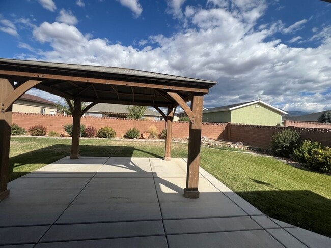 Photo - Beautiful Custom Home!