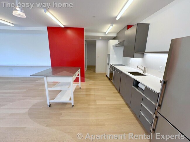 Building Photo - 29 Warren St Rental