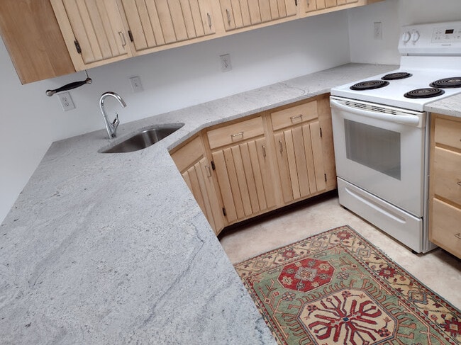 Full Size New Appliances - 1307 N Clayton St Unit Penthouse
