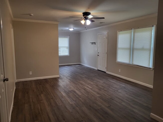 Photo - 3107 Andros Dr SW