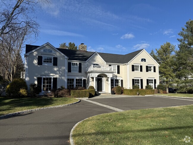 Building Photo - 13 Fox Hill Ln Rental