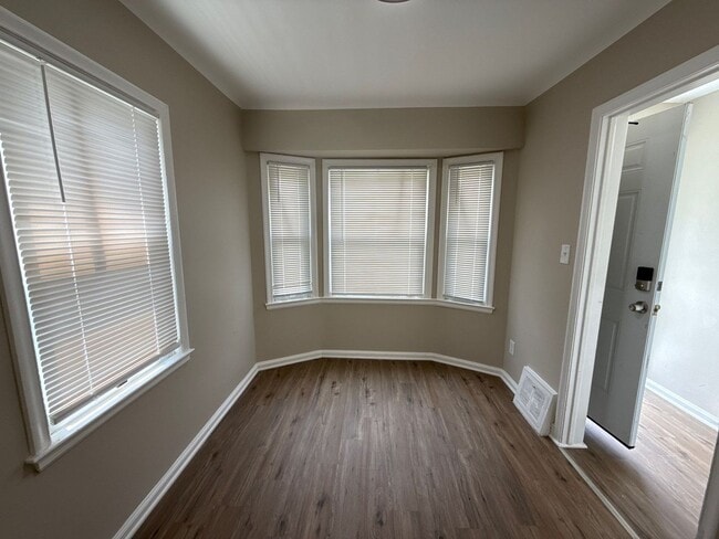 Photo - Renovated 3-Bedroom Home – We Welcome Sect...